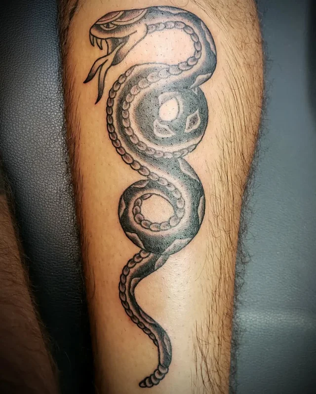 Artist at Mom's Tattoos's work 3