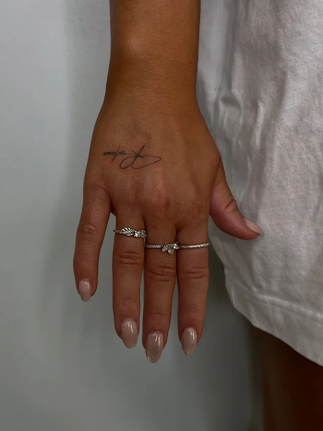 𝓯𝓲𝓷𝓮 • 𝓵𝓲𝓷𝓮 • 𝓽𝓪𝓽𝓽𝓸𝓸𝓼's work 1