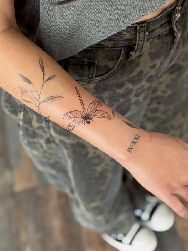 Fine line & Traditional Tattooing's work 4