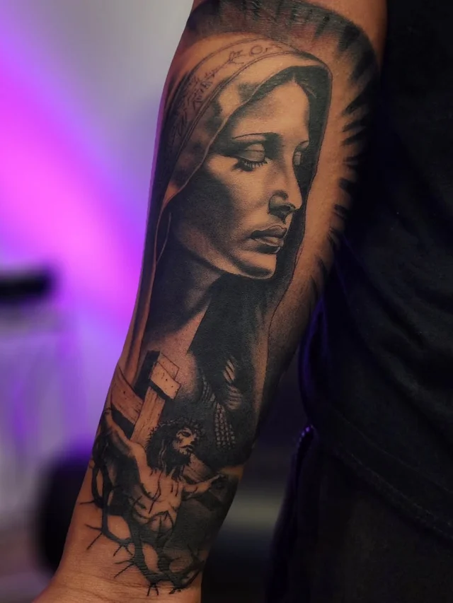 Adrian Caro – LA Custom & Realism Tattoos's work 4